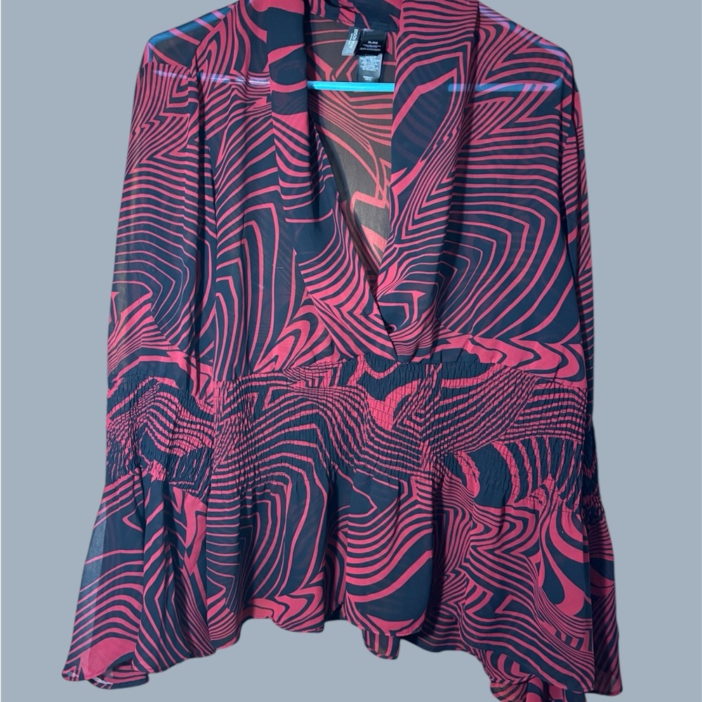 Bisou Bisou sheer blouse